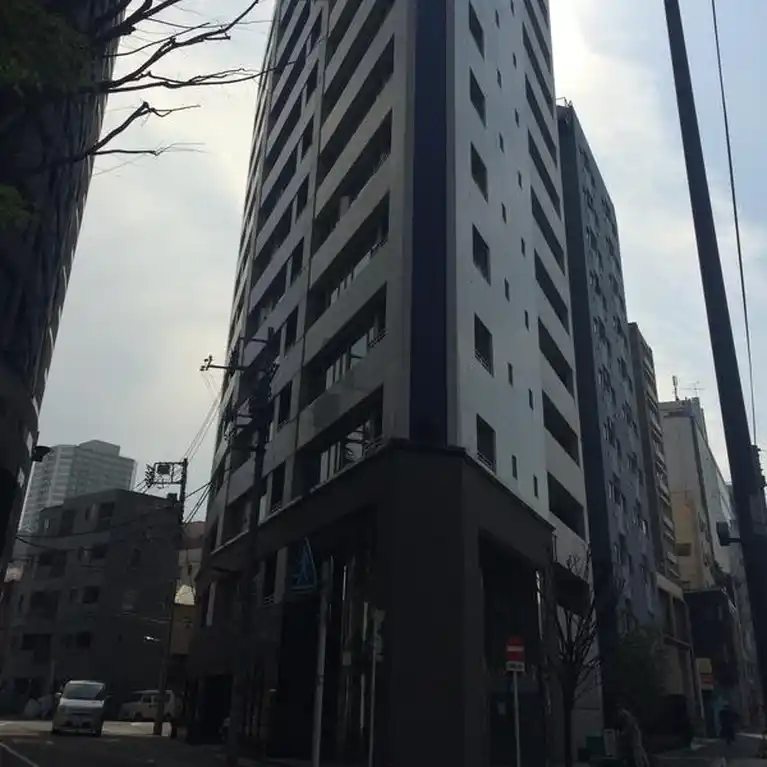 ピアース四谷
